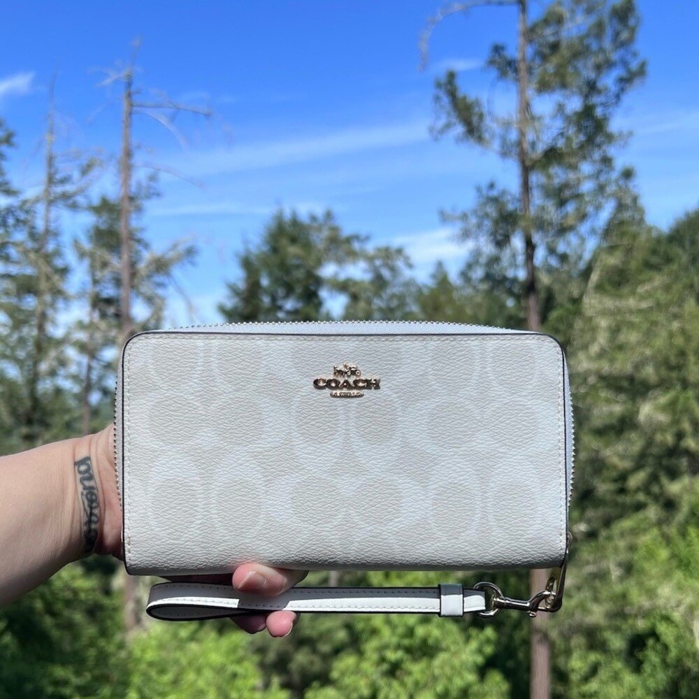 COACH Long Zip-Around Wallet Chalk White Signature Canvas Gold Hardware AUTHENTC